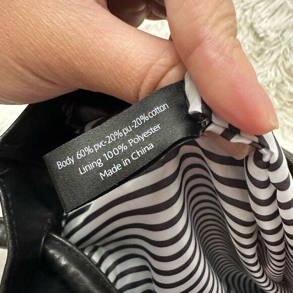 Givenchy Parfums Womens‎ Open Top Cinched Polished Faux Leather Tote Bag Black - Picture 11 of 12